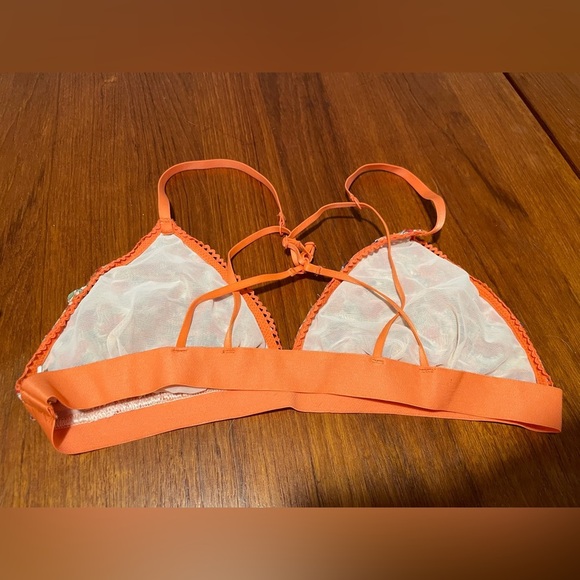 🍓Aerie ruffle strappy bralette - Picture 2 of 4